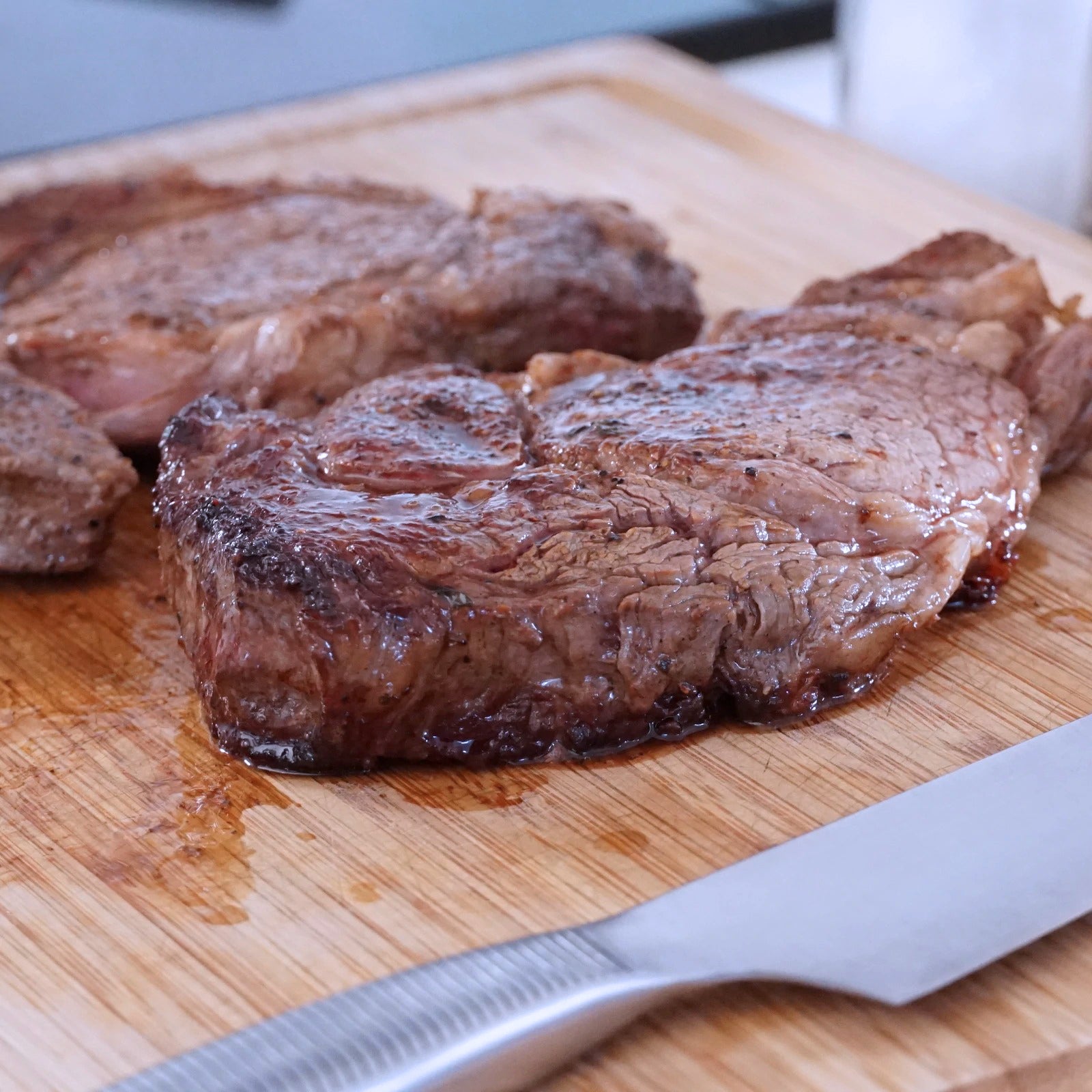 グレインフェッドビーフ 牛肉 リブロース ブロック 放牧牛 (1kg) - ホライズンファームズ