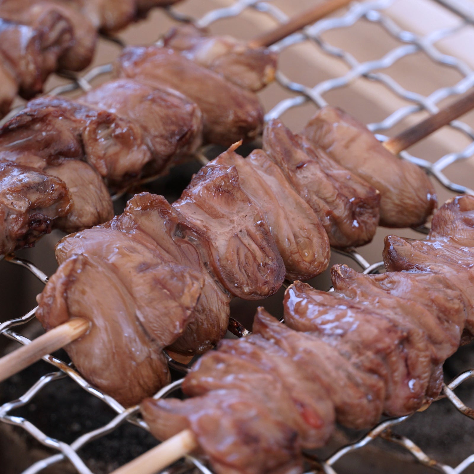 ニュージーランド産 有機 オーガニック チキン 鶏ハツ フリーレンジ 放牧 鶏肉 (300g) ホライズンファームズ