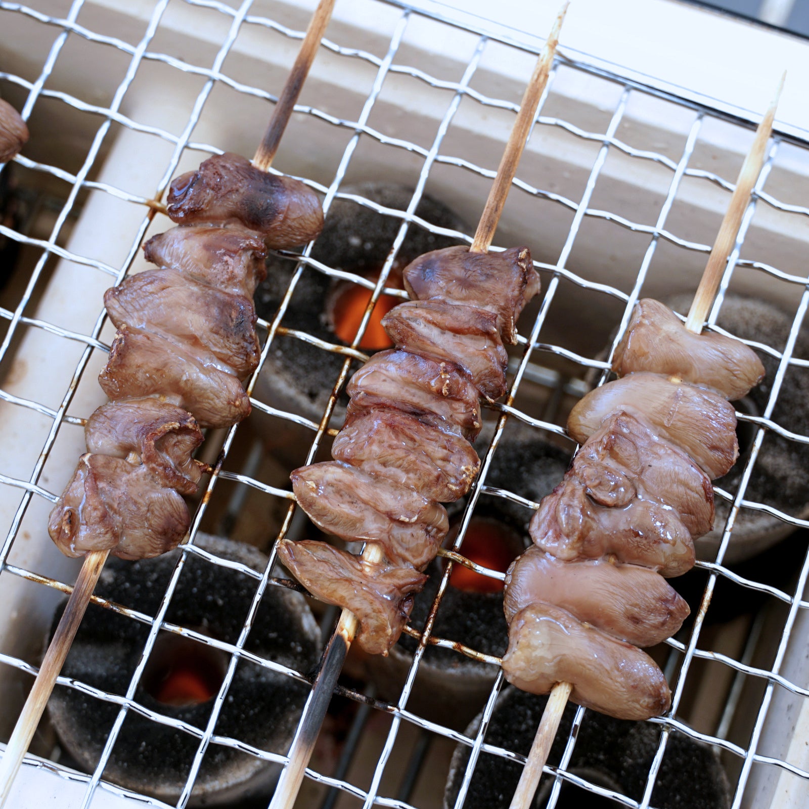 ニュージーランド産 有機 オーガニック チキン 鶏ハツ フリーレンジ 放牧 鶏肉 (300g) ホライズンファームズ